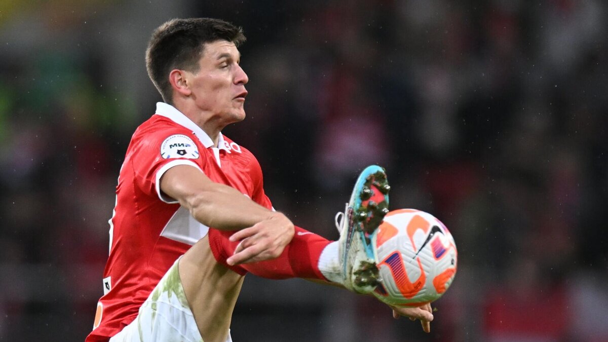 В "Спартаке" есть машина - это Хлус. Голевая если что.