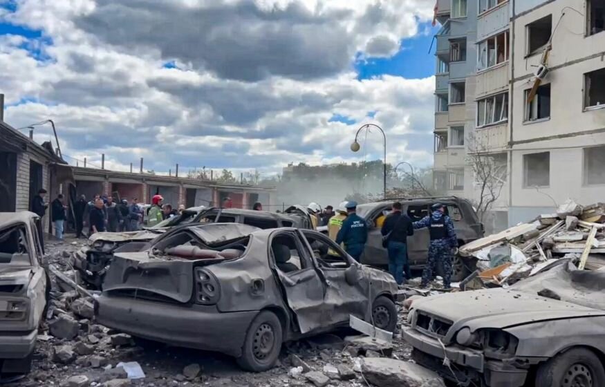    Обрушение дома в Белгороде: Спасатели извлекли пятнадцатого погибшего из-под завалов