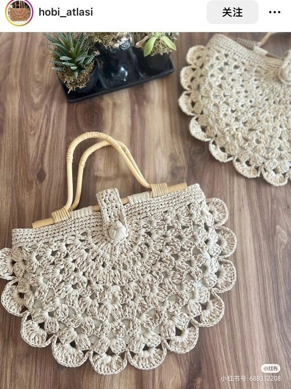 Современные сумки, связанные крючком