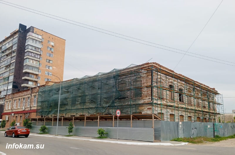    Стартовал новый этапа реконструкции дома Лихтенвальда в Камышине (фото Петра Баранова)