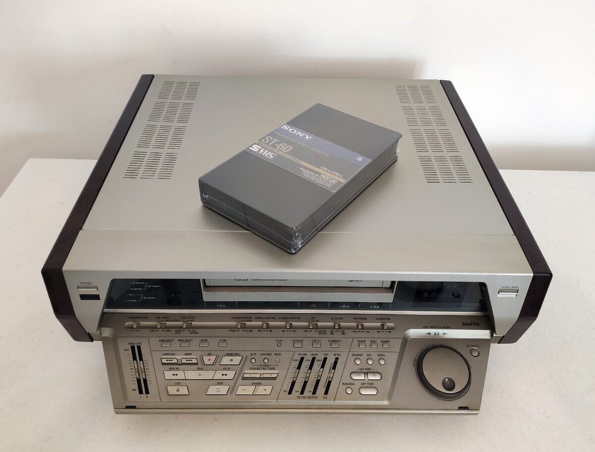 Японцы проголосовали за SANYO VZ-S6000B! Cамый лучший S-VHS рекордер? |  Золотая эра аудио | Дзен