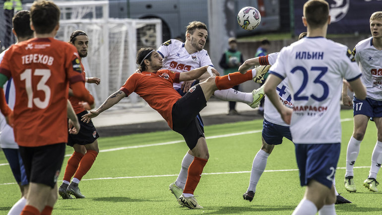    «Химки» обыграли «Ленинградец» и вышли на первое место в турнирной таблице.ФК «Химки»