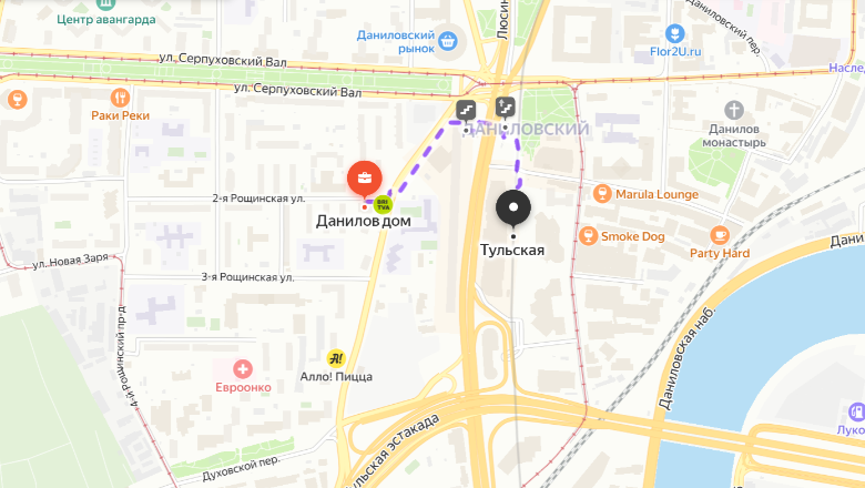 Метро располагается в непосредственной близости от дома