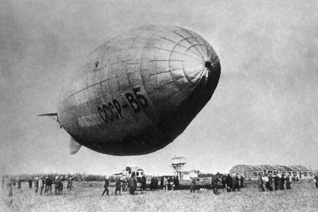 Дирижабль СССР-В5 на аэродроме «Дирижаблестроя», 1933 год. Фото: https://dolgoprud.org/