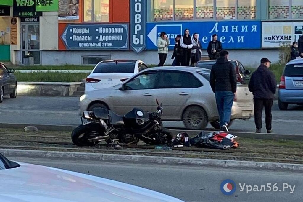    Мотоциклист отделался ушибом. Стали известны подробности ДТП в центре Орска