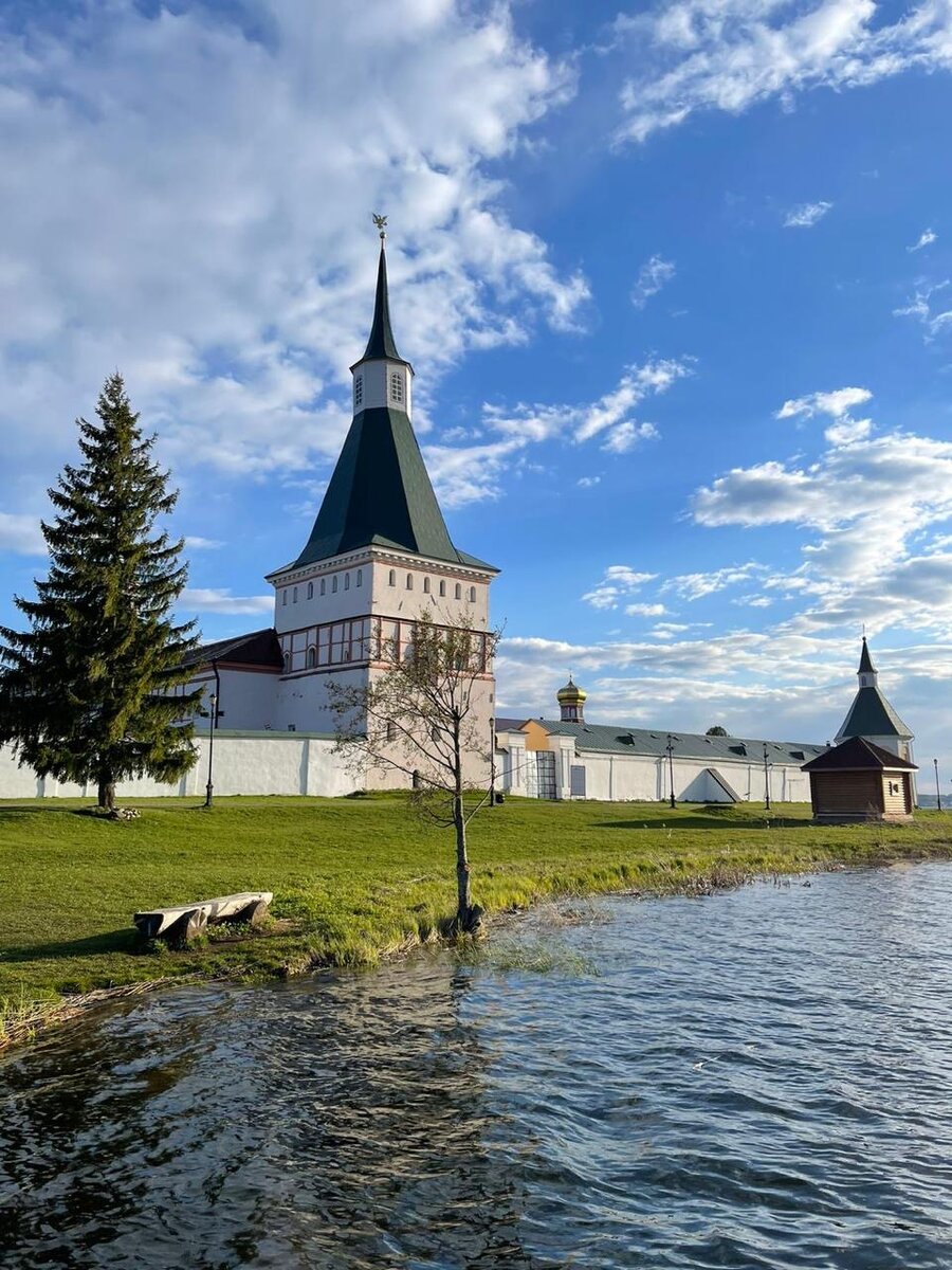 Валдайский Иверский Богородичный святоозерский монастырь - икона Иверская  Валдайская Богородица | КанделябрЪ – салон антикварного искусства | Дзен