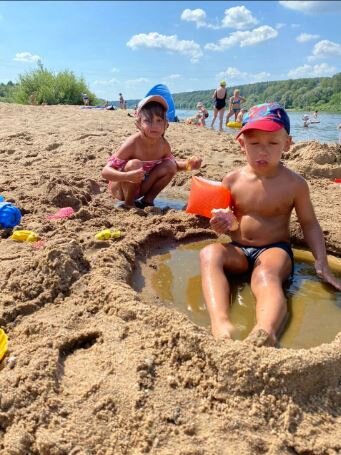 Песчаный пляж на Оке