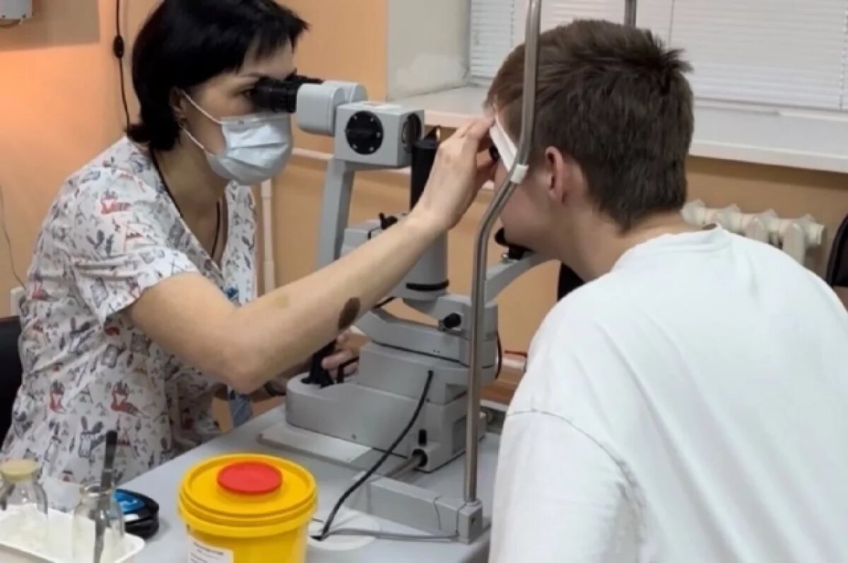    Тюменские медики восстановили зрение подростку, получившему ожоги глаз