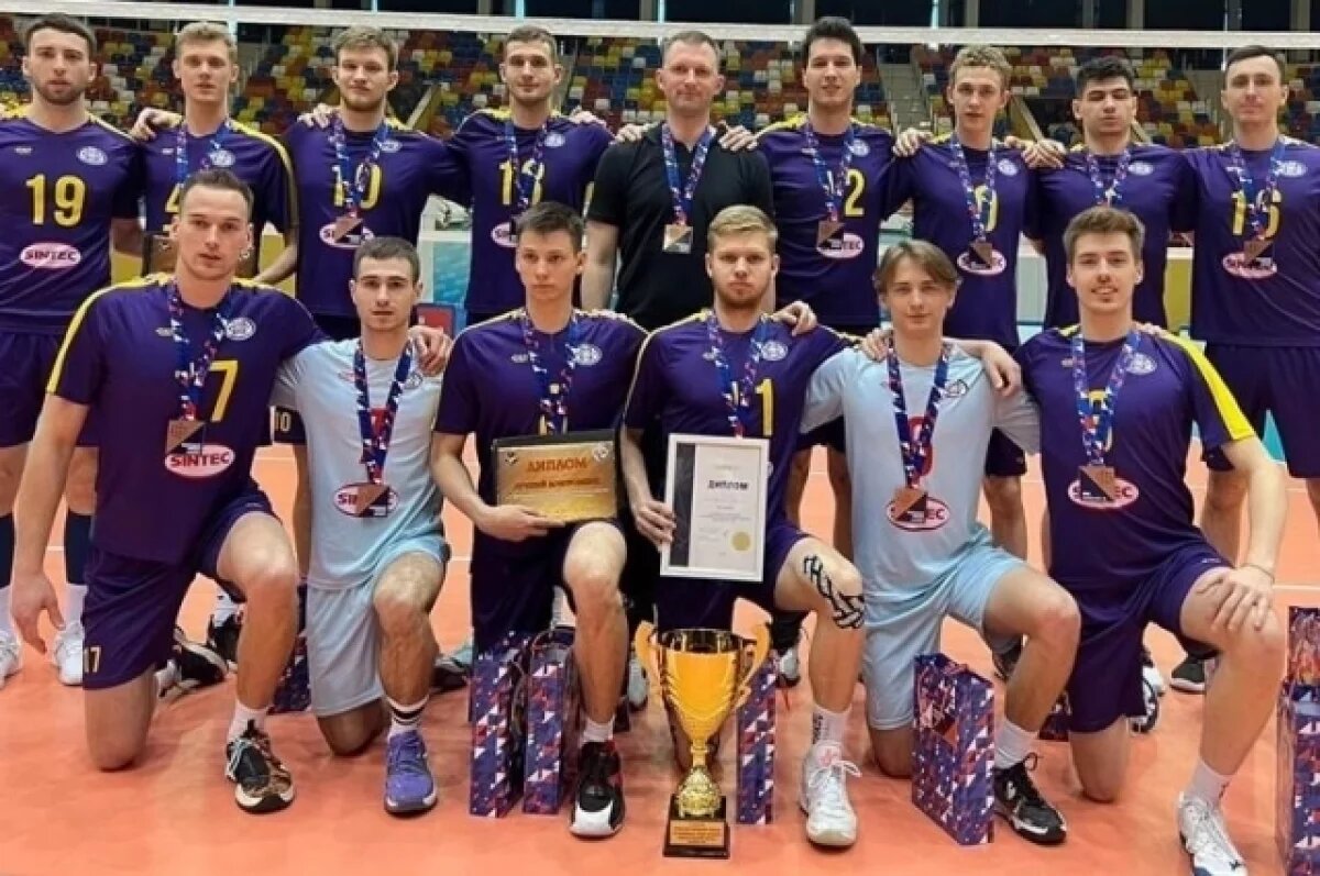    Волейболисты из Калужской области завоевали бронзу на чемпионате России