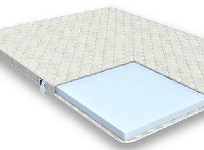 Чем пружинный матрас отличается от беспружинного?