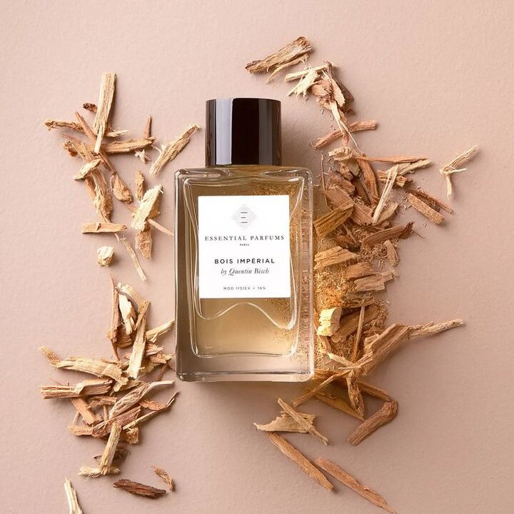 Essential parfums paris bois imperial. Эссеншиал парфюм бойс империал. Essential parfums bois imperial. Духи bois imperial by quentin biscb. Духи бойс империал.