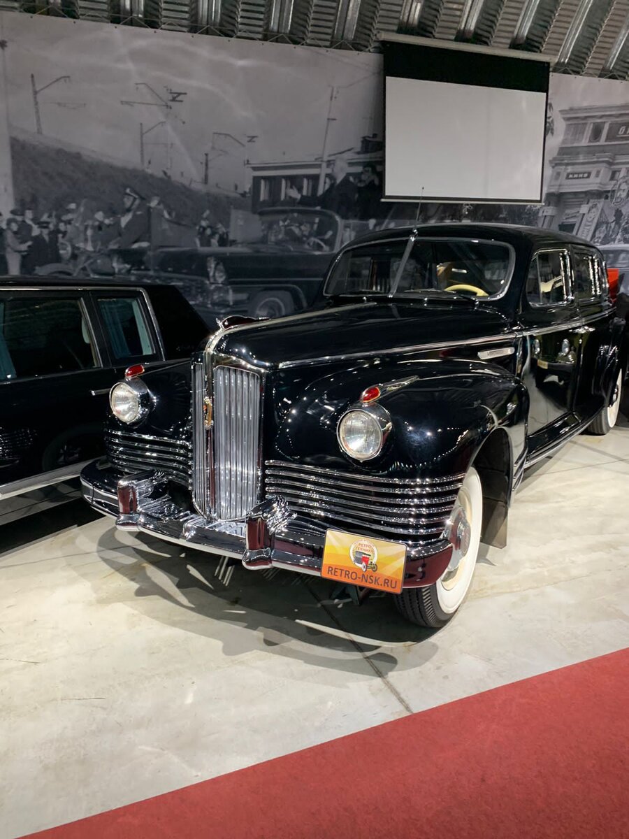 Экспонаты музея СССР, Новосибирск