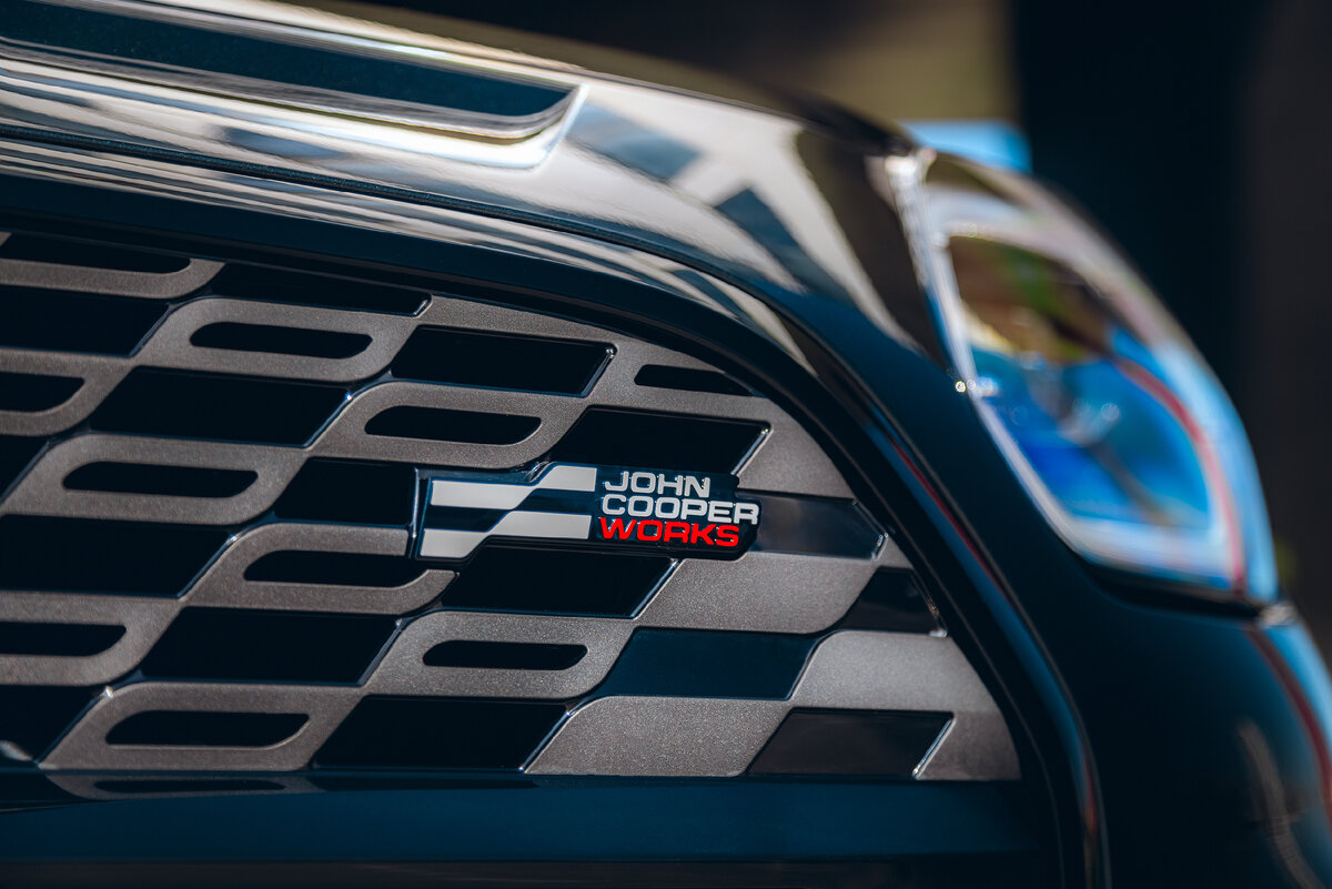 MINI Countryman 2024. Листайте галерею.