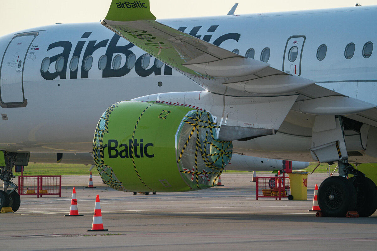 Самолет airBaltic в аэропорту Риги / © Sputnik