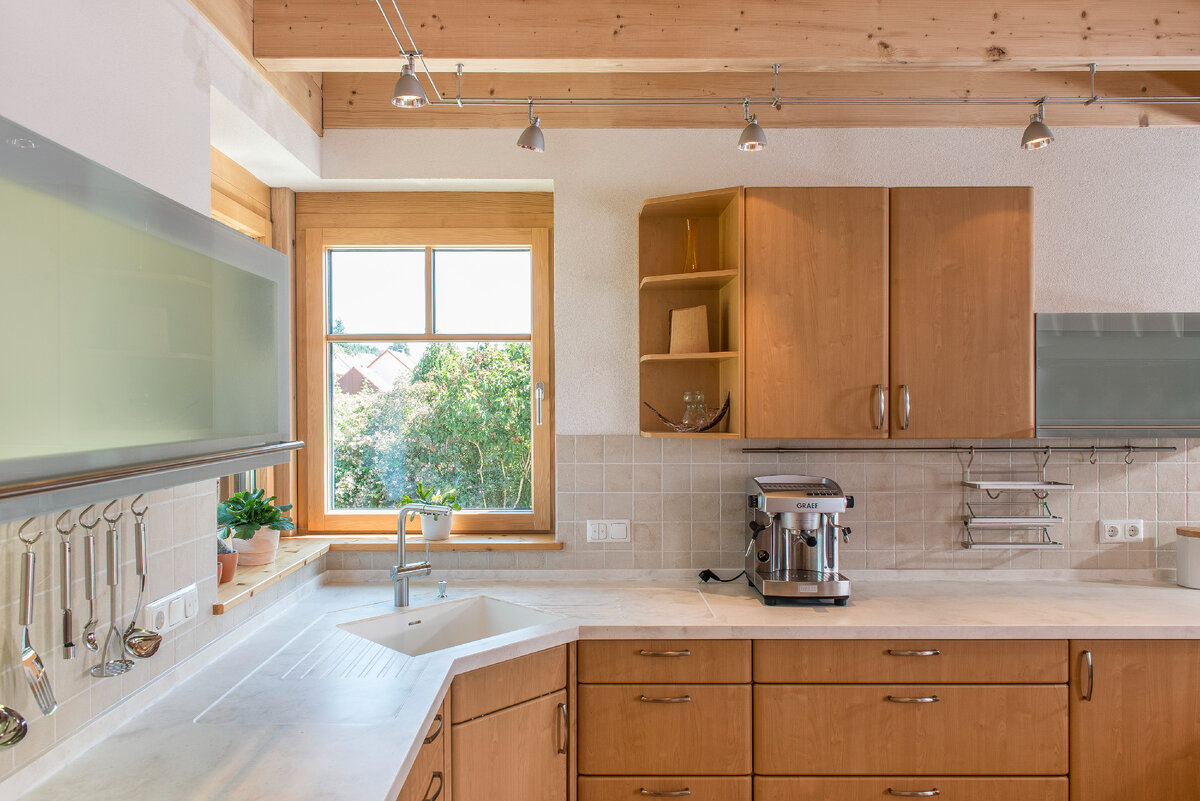 Акриловый камень для столешниц Staron