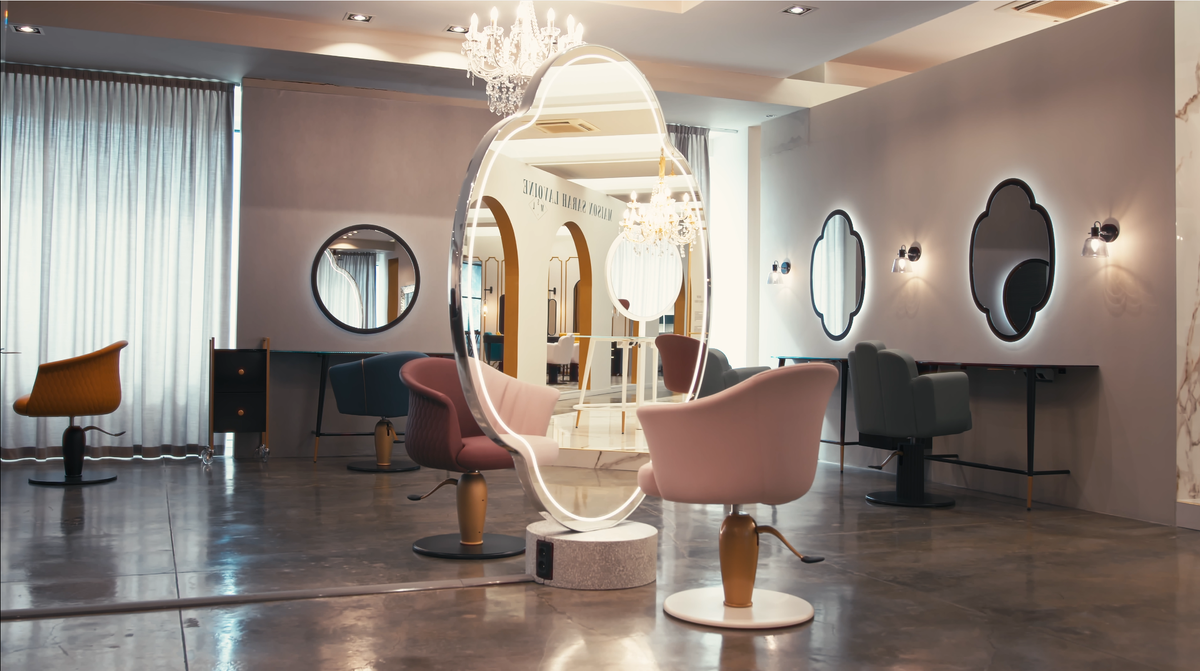 Откройте для себя истоки изысканности с Maletti - легендарным производителем парикмахерской мебели Made in Italy.