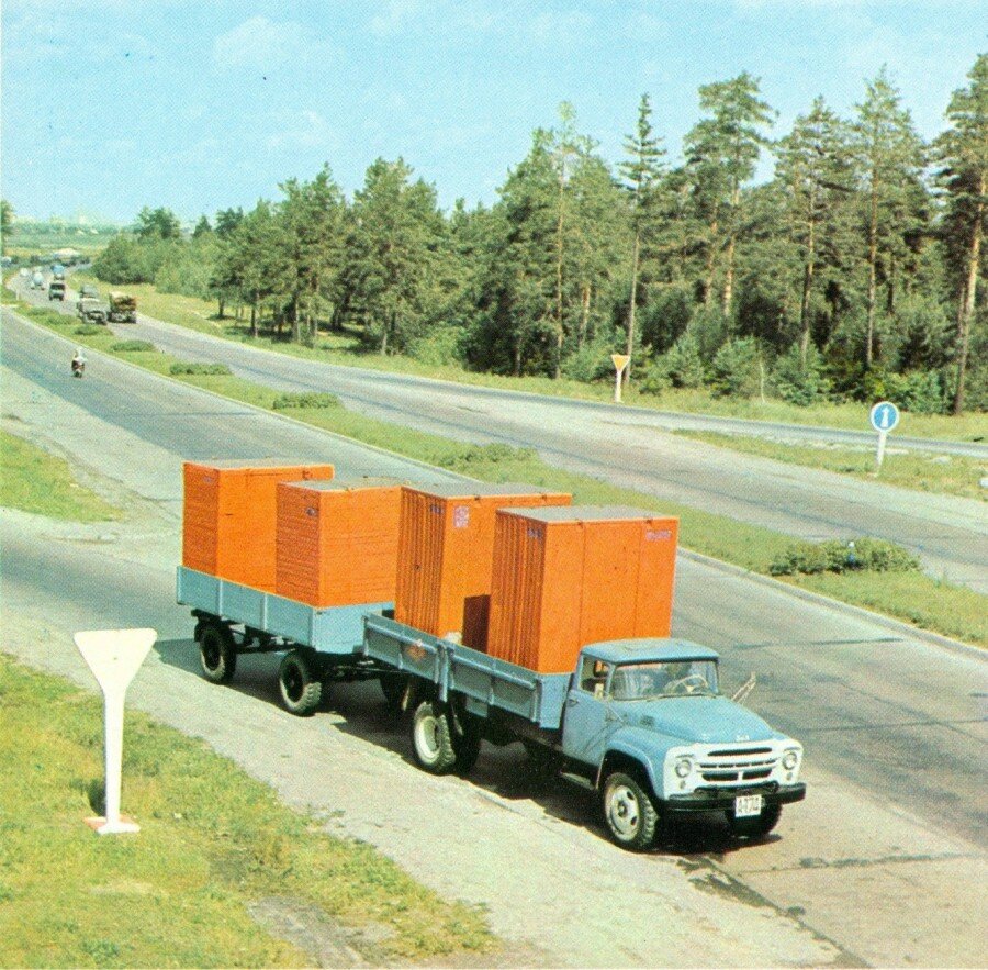 Выезд на "бетонку" МКАД с Волгоградского проспекта, начало 1970-х.