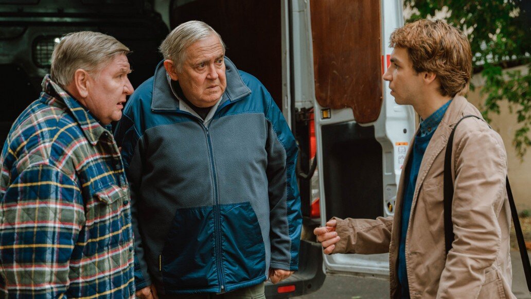Запасной выход актеры и роли фото сериал
