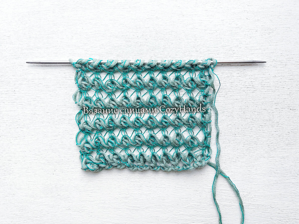 Шикарный узор в виде завитушек на паутинке