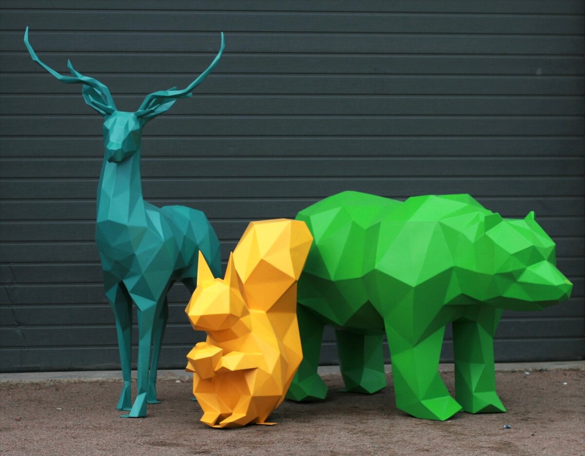 Мини коллекция уличных полигональных фигур животных от компании LedSplice