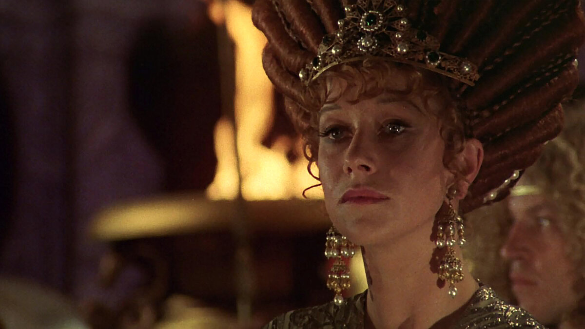 Кадр из фильма "Калигула"