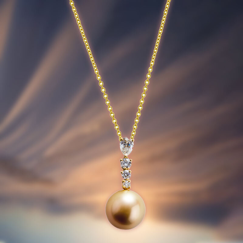 Кулон Mikimoto Classic из желтого золота с жемчугом и бриллиантами