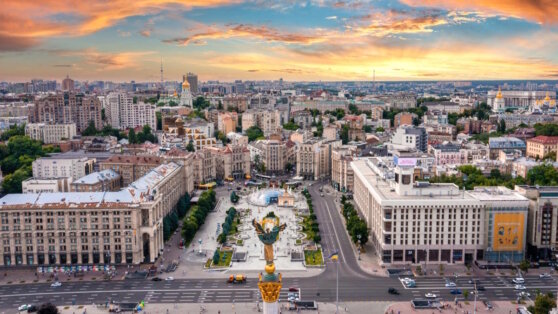    В Киеве пожаловались на "странное" отношение своих союзников к конфликту с Россией Роман Захаров