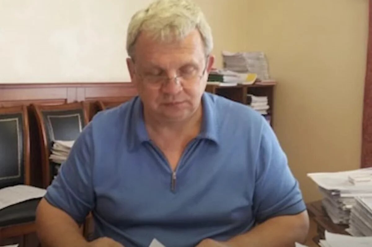    Юрий Антипов.