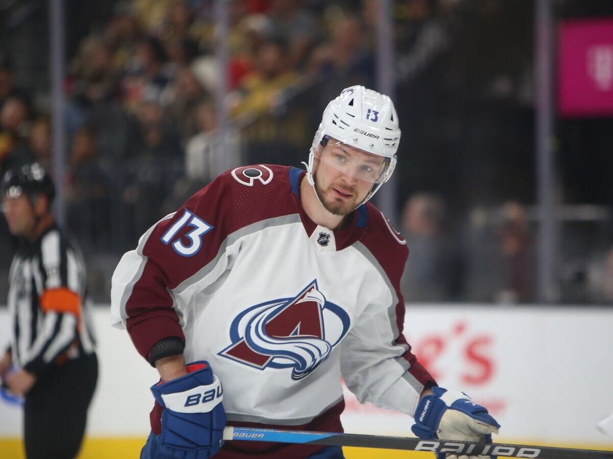    Хоккеист "Колорадо Эвеланш" Валерий Ничушкин© Фото : twitter.com/avalanche