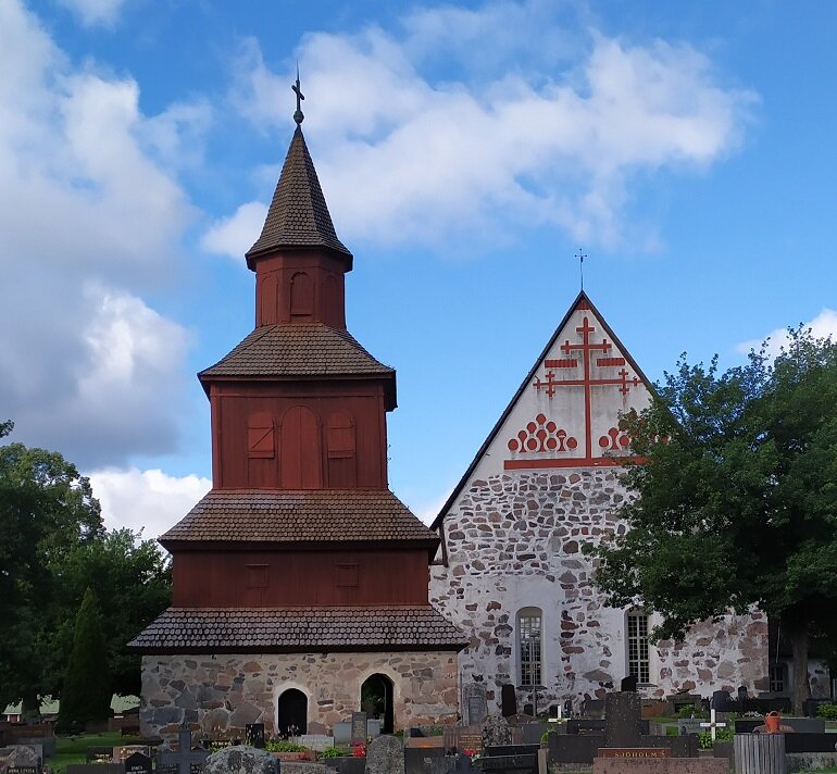Инкоо, церковь Св. Николая 13 в.