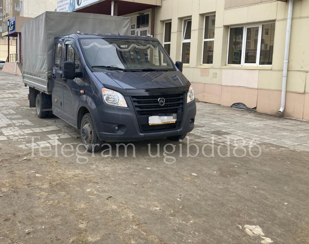    В Нижневартовске из-за невнимательности водителя пенсионерка попала под колеса автомобиля