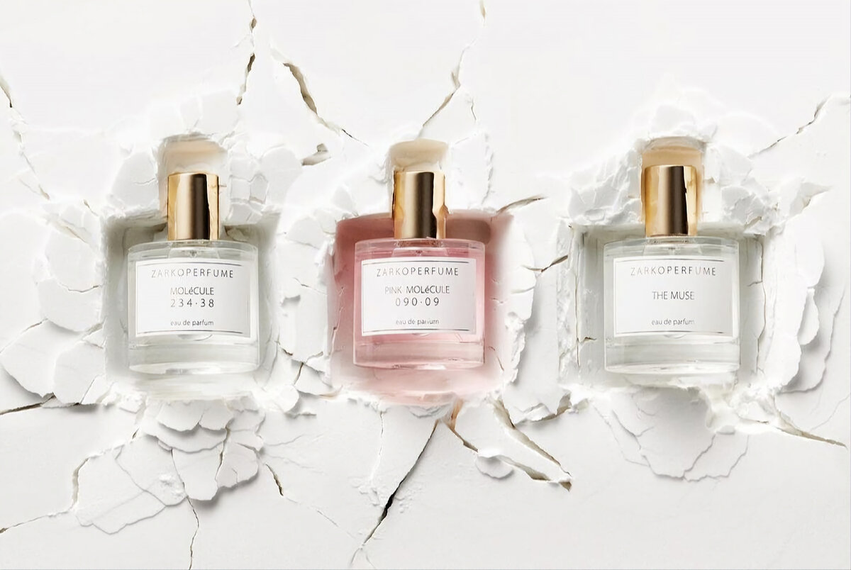 Современные, модные, легкие - идеальные парфюмы, чтобы надушиться в теплую погоду. Именно так я охарактеризовала бы практически все ароматы, что делает датский бренд Zarkoperfume.