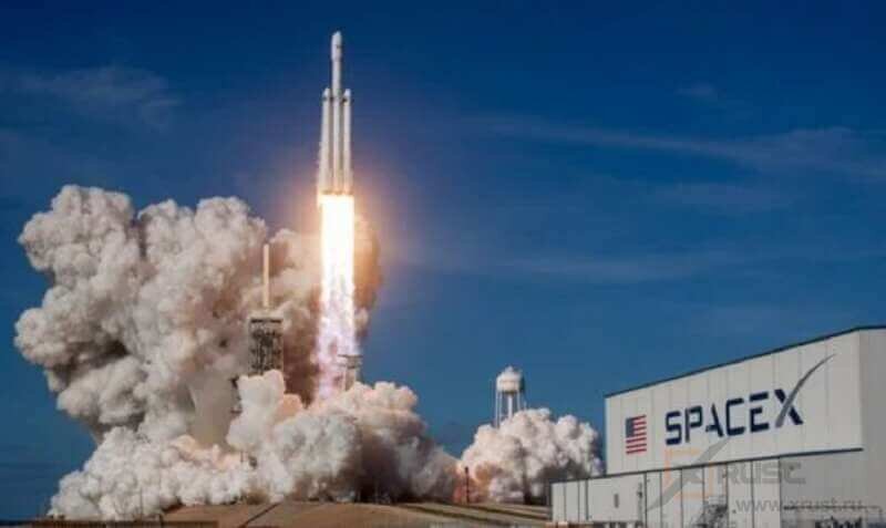  SpaceX возводит пусковые установки, офисные блоки и даже торговый центр в сельском Техасе. Скорость расширения ракетно-спутникового бизнеса Маска – поражает.