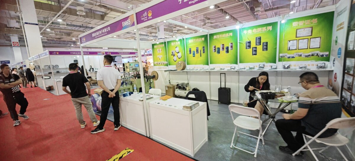  Нинбо стал одной из важнейших баз производства и экспорта полупроводниковой осветительной продукции в Китае.-1-2