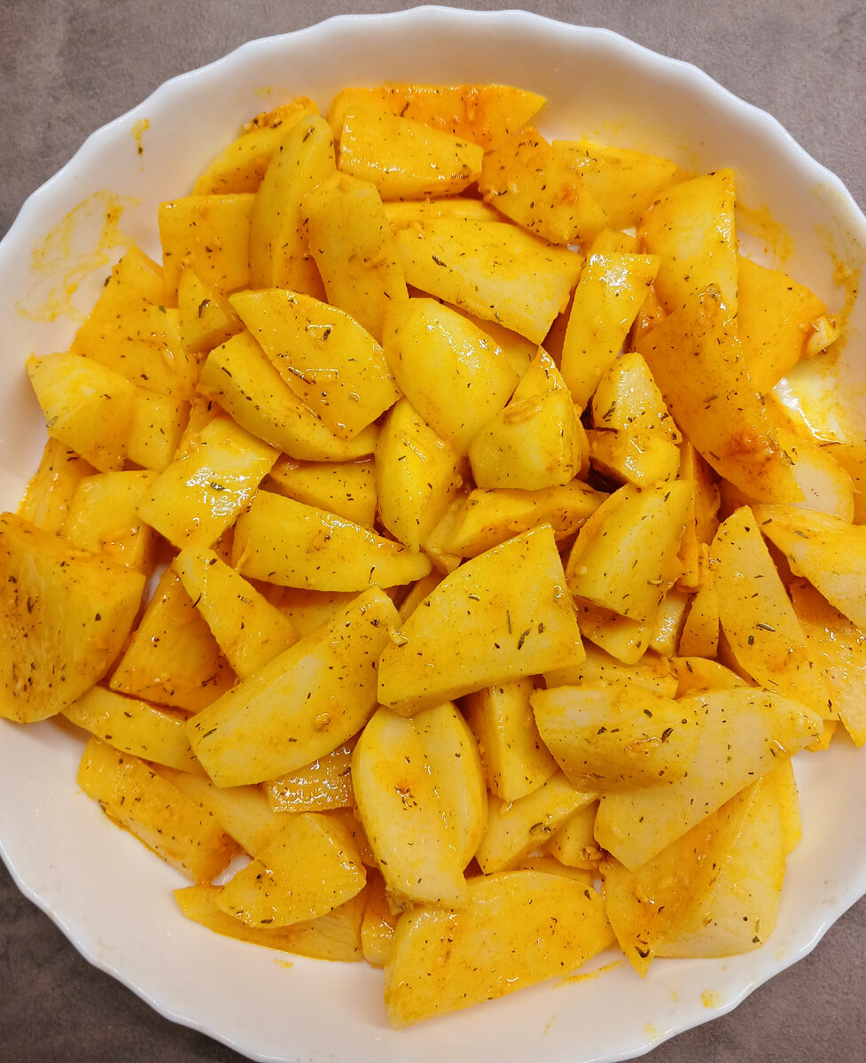 Это ещё сырое блюдо. Фото автора 