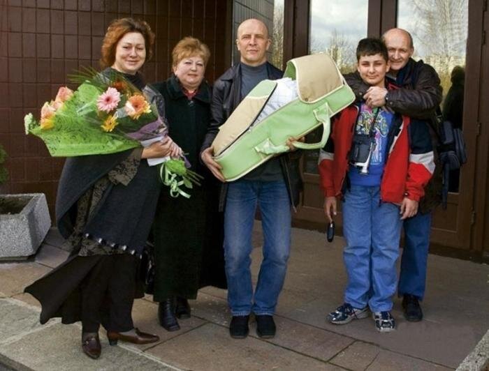 Здравствуйте! Не понимаю как мне удалось не посмотреть это интервью раньше. Я получил огромное удовольствие! И очень хочу поделиться им с Вами. Да ладно я...-13-2