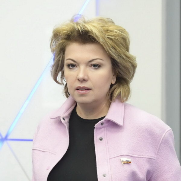     Владимир Путин назначил Елену Ямпольскую своим советником