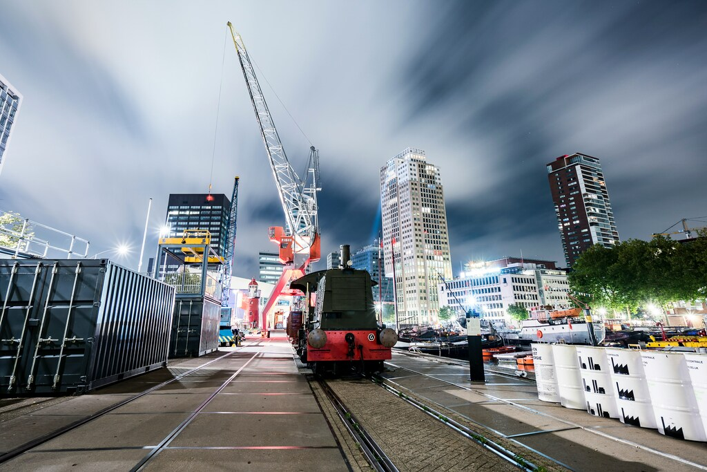 ПРИМЕНЕНИЕ НОВЕЙШИХ ТЕХНОЛОГИЙ ПРИ СТРОИТЕЛЬСТВЕ ЖЕЛЕЗНОДОРОЖНЫХ ПУТЕЙ — ЭФФЕКТИВНОСТЬ, НАДЕЖНОСТЬ И БЕЗОПАСНОСТЬ