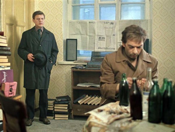 Коля входит в комнату Гоши