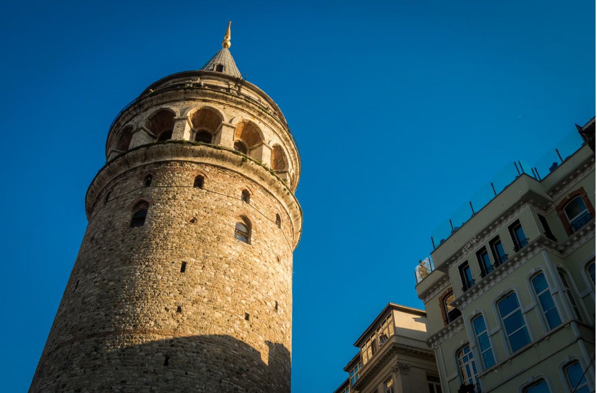 Галатская башня в Стамбуле 