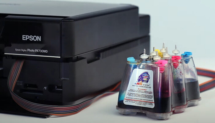 Фото 2. Рабочее положение установки резервуаров СНПЧ