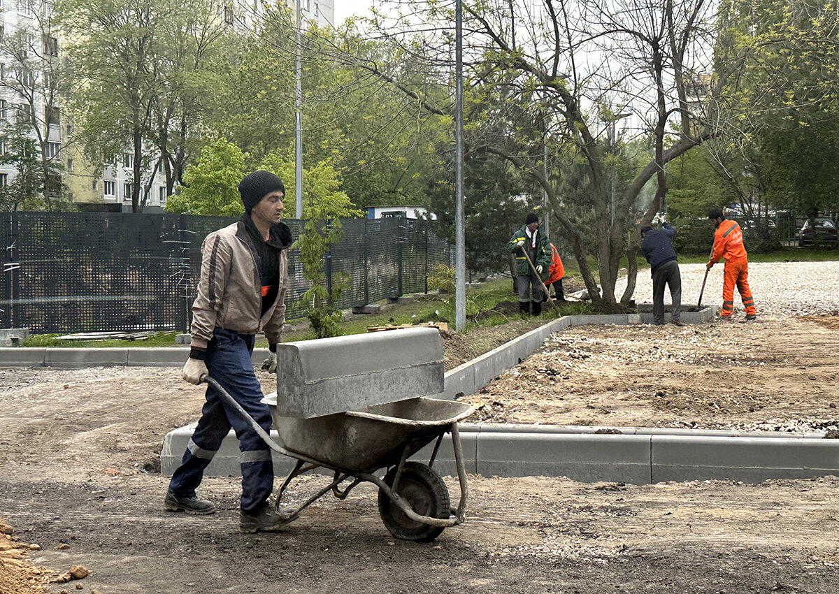    Мигранты стали реже покупать жильё в Москве