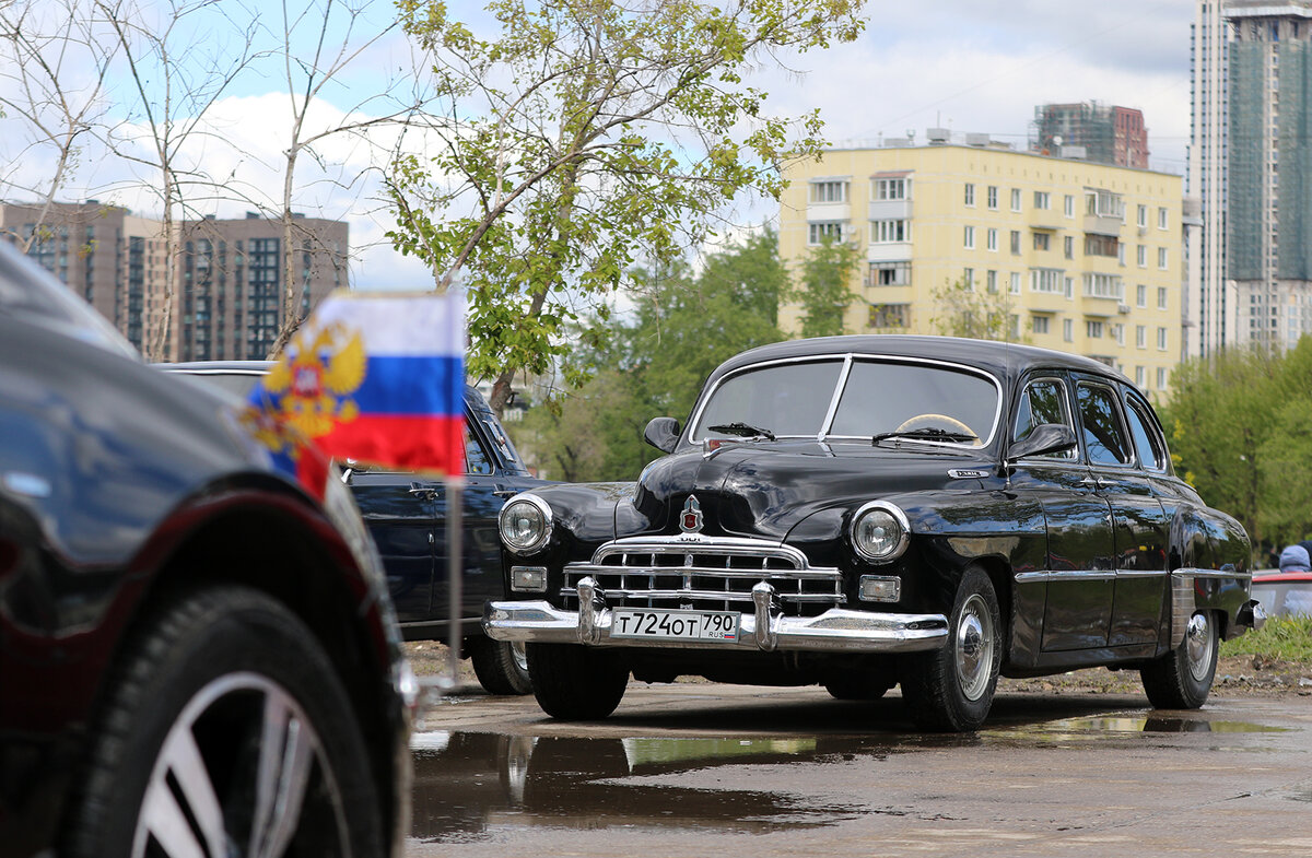 Автопробег по Москве - от ретро до Аурусов. Круг Победы 2024. | ФотоОхота  на автомобили | Дзен