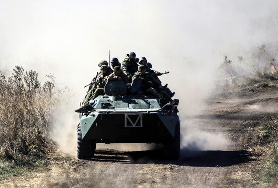    Военнослужащие ВС РФ