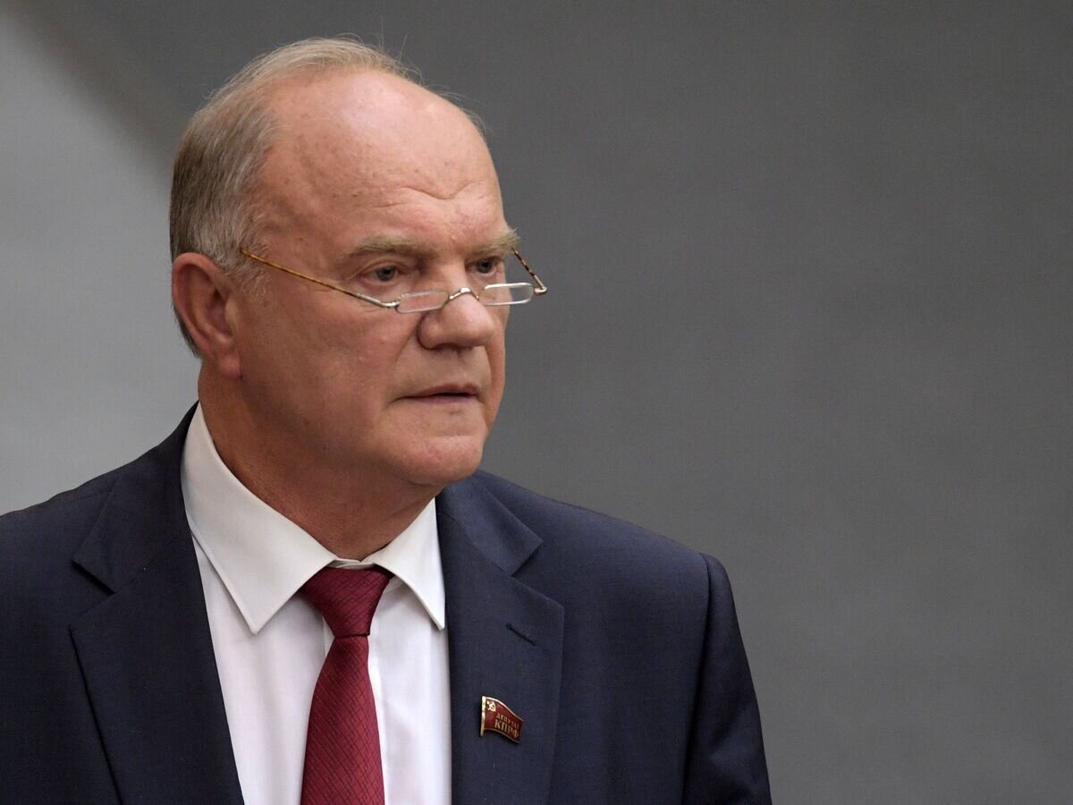    Руководитель фракции партии "Коммунистическая партия Российской Федерации" Геннадий Зюганов на пленарном заседании Государственной Думы РФ. 18 сентября 2018© РИА Новости / Владимир Федоренко