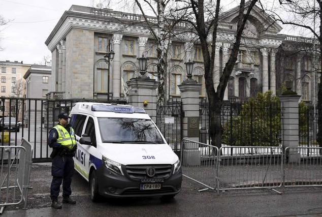 Российское посольство в Хельсинки, поскольку Финляндия выслала дипломатов после вторжения на Украину © JUSSI NUKARI/AGENCE FRANCE-PRESSE/GETTY IMAGES