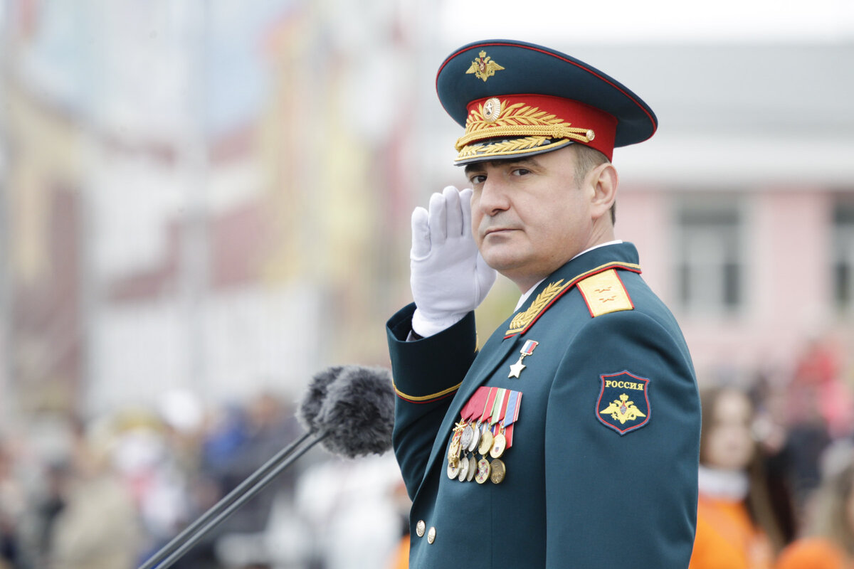 Вместо тысячи слов: "губернаторский год" Алексея Дюмина в фоторепортаже "МК в Ту