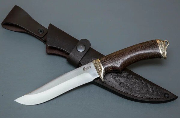 Фото ножа из х12мф с сайта https://semin-knife.ru/upload/iblock/ea4/cksf0dm8vuj3zc3848xwdedqp1c0n9og.jpg