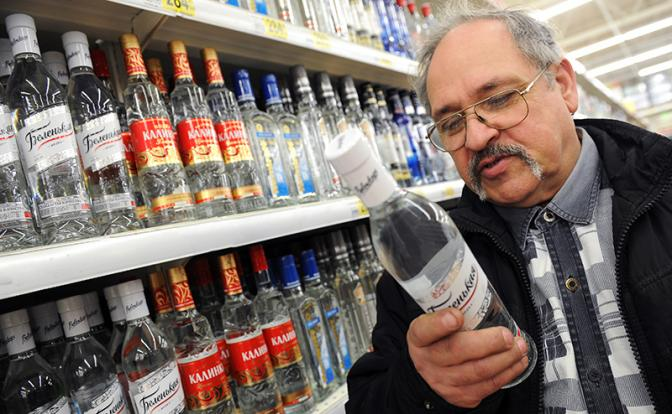 В России идёт быстрое увеличение объёмов производимого крепкого алкоголя, потребление растёт вслед за ним.
