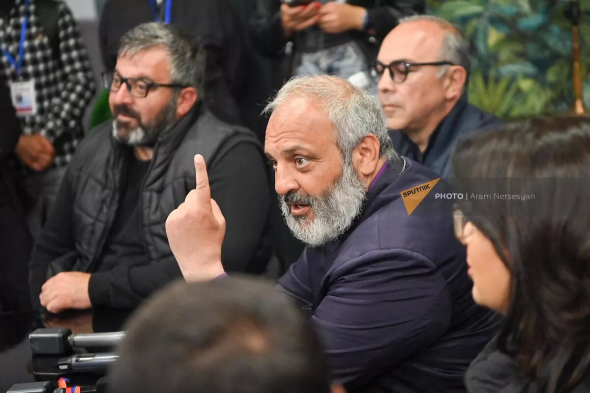 Епископ Баграт Галстанян на пресс-конференции в Союзе журналистов (14 мая 2024). Еревaн - Sputnik Армения, 1920, 14.05.2024 © Sputnik / Aram Nersesyan